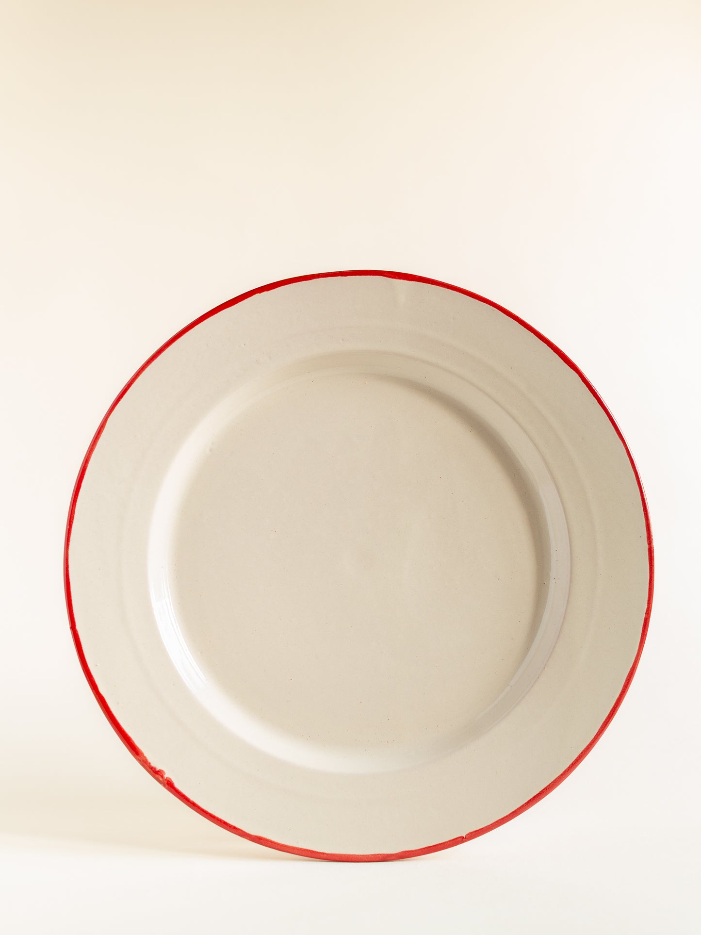 Plato 26cm linea fina Rojo