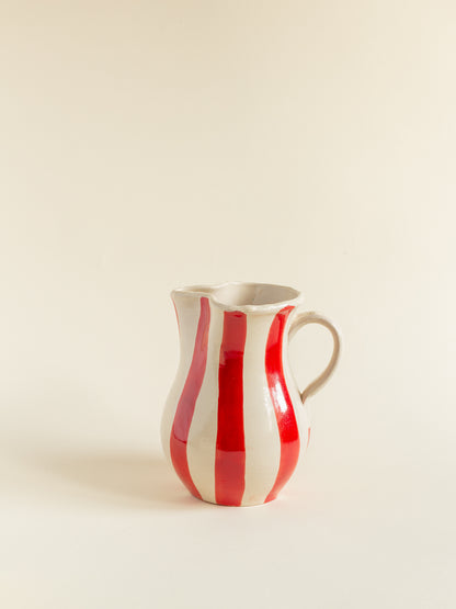 JUG WITH HANDLE