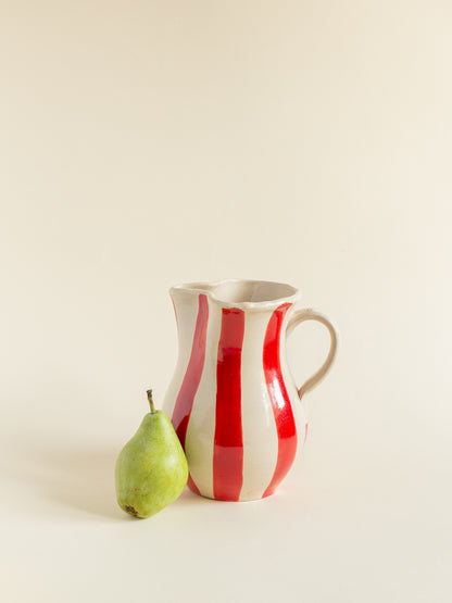 JUG WITH HANDLE