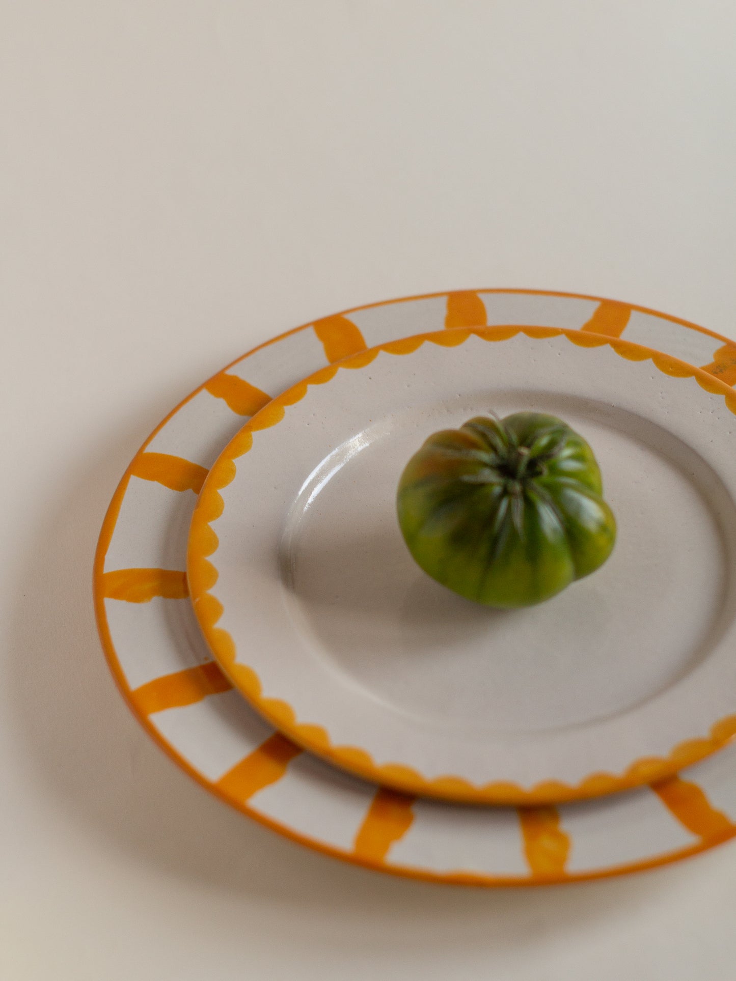 Plato 20cm Media Luna Amarillo