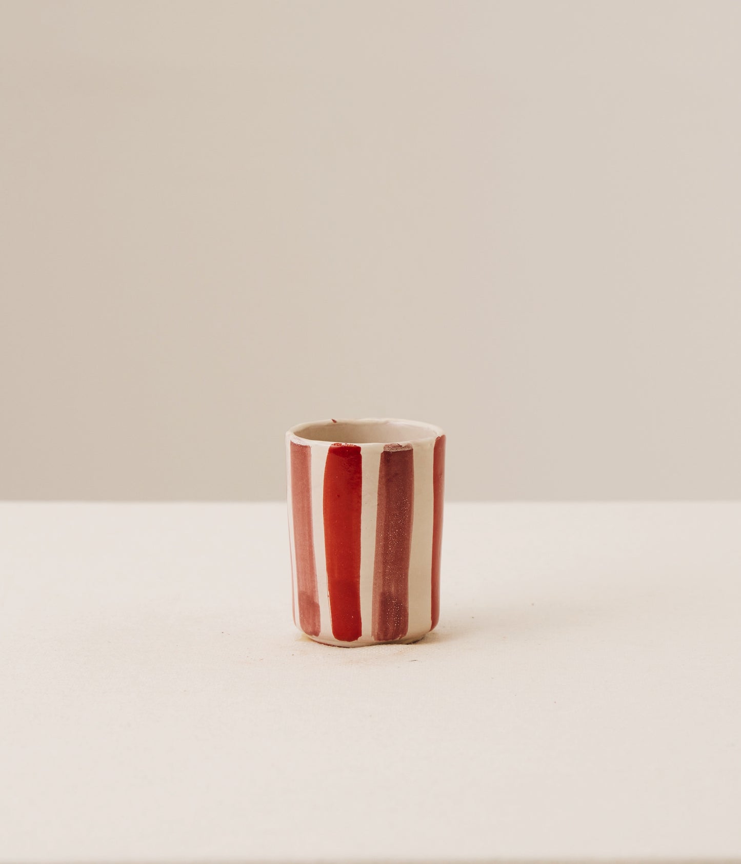 Vasos de cerámica rayas Andalucía rosa y rojo