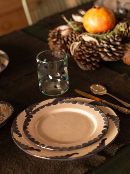 Plato Granada Azul Petróleo