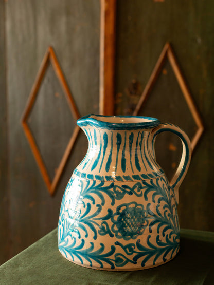 JUG WITH HANDLE